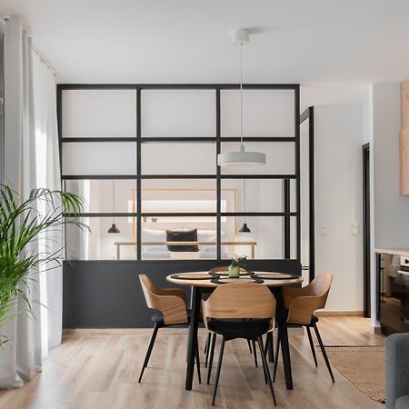 Alyvia Central Apartment 1 ヨアニナ エクステリア 写真