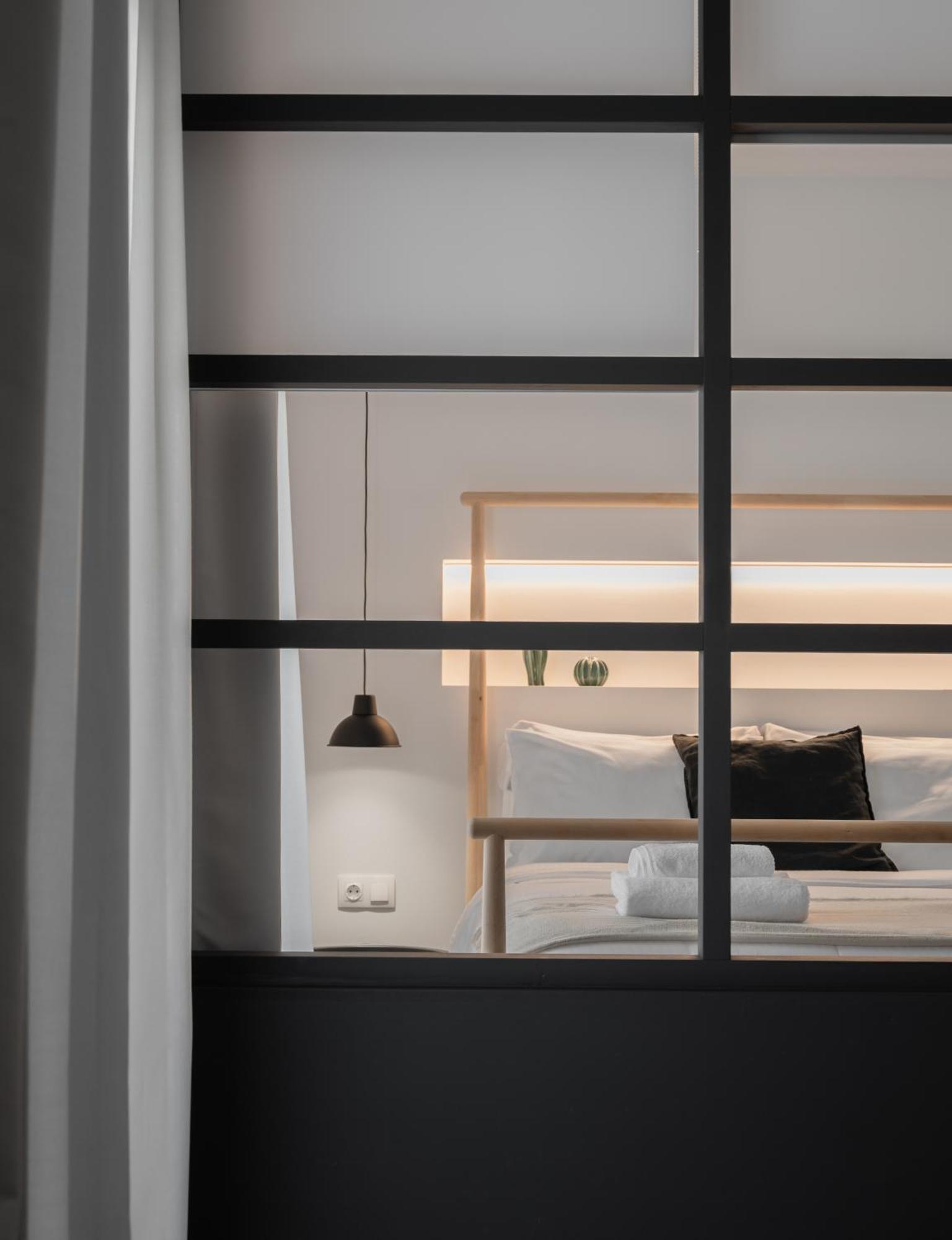 Alyvia Central Apartment 1 ヨアニナ エクステリア 写真